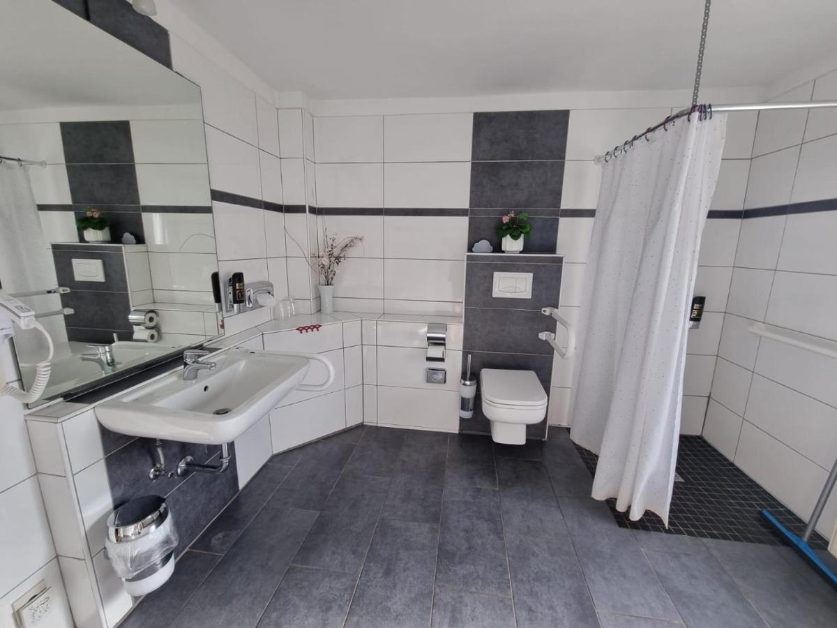 Hotel Forsthaus-ferienhotel Am Dobrock 3*